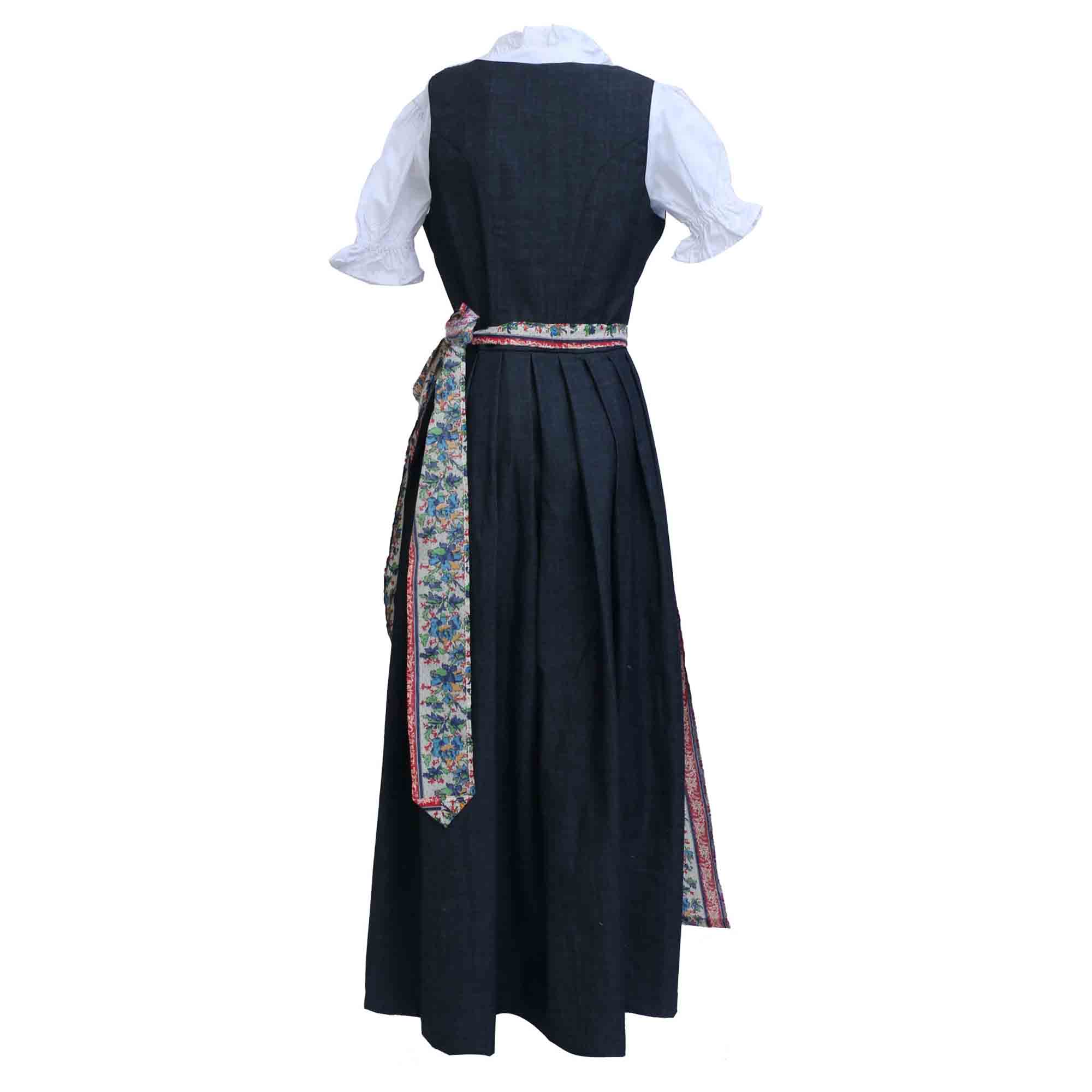dirndl lederhosen